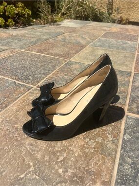 Nine & Co. Black Bow Peep-Toe Heels